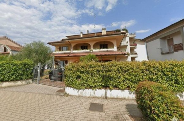 casa indipendente in vendita a Serravalle Pistoiese in zona Cantagrillo