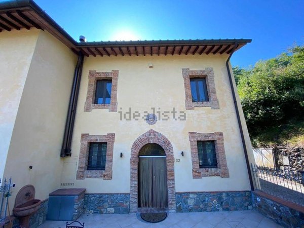 casa indipendente in vendita a Serravalle Pistoiese in zona Vinacciano