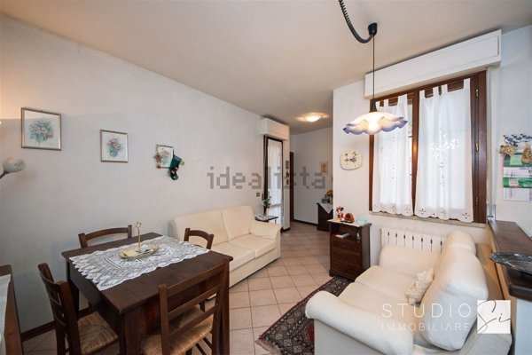 appartamento in vendita a Serravalle Pistoiese in zona Casalguidi