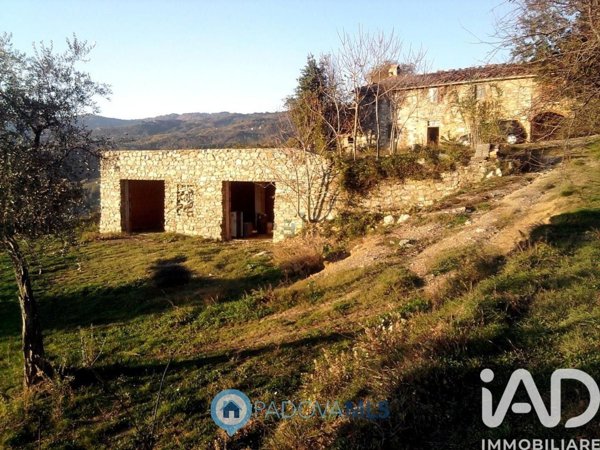 casa indipendente in vendita a Serravalle Pistoiese