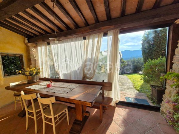 casa indipendente in vendita a Serravalle Pistoiese in zona Casalguidi