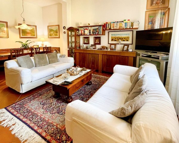 casa indipendente in vendita a Serravalle Pistoiese in zona Casalguidi