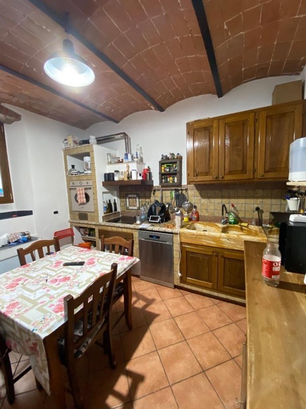 casa indipendente in vendita a Serravalle Pistoiese in zona Cantagrillo