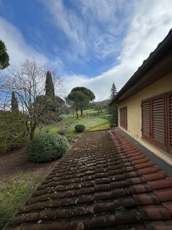 casa indipendente in vendita a Serravalle Pistoiese in zona Casalguidi