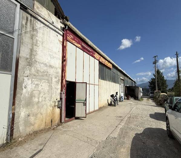 capannone in vendita a Serravalle Pistoiese in zona Casalguidi