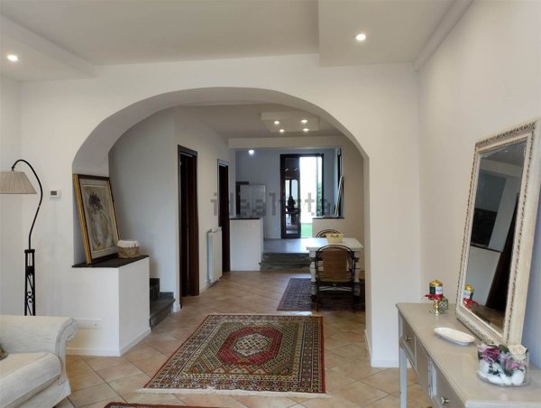 casa indipendente in vendita a Serravalle Pistoiese