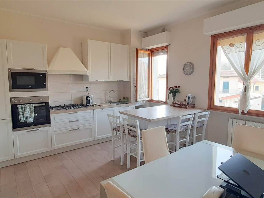 appartamento in vendita a Serravalle Pistoiese in zona Cantagrillo