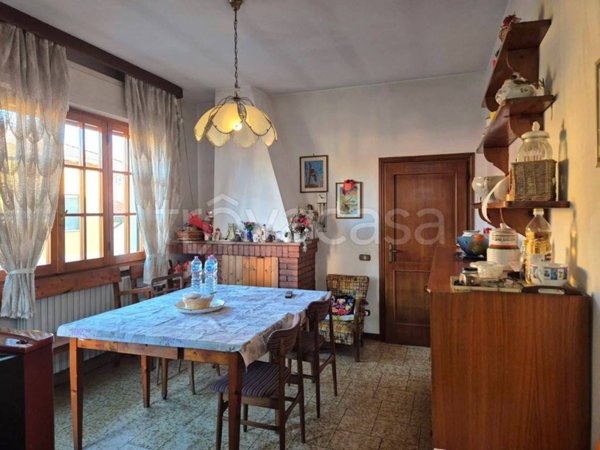 appartamento in vendita a Serravalle Pistoiese in zona Casalguidi