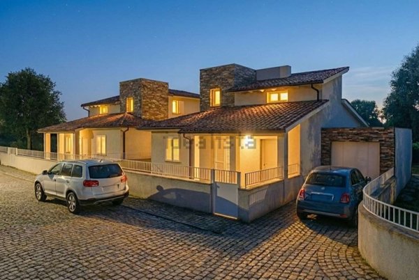 casa indipendente in vendita a Serravalle Pistoiese