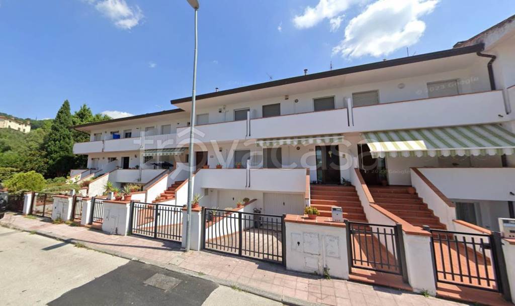 casa indipendente in vendita a Serravalle Pistoiese