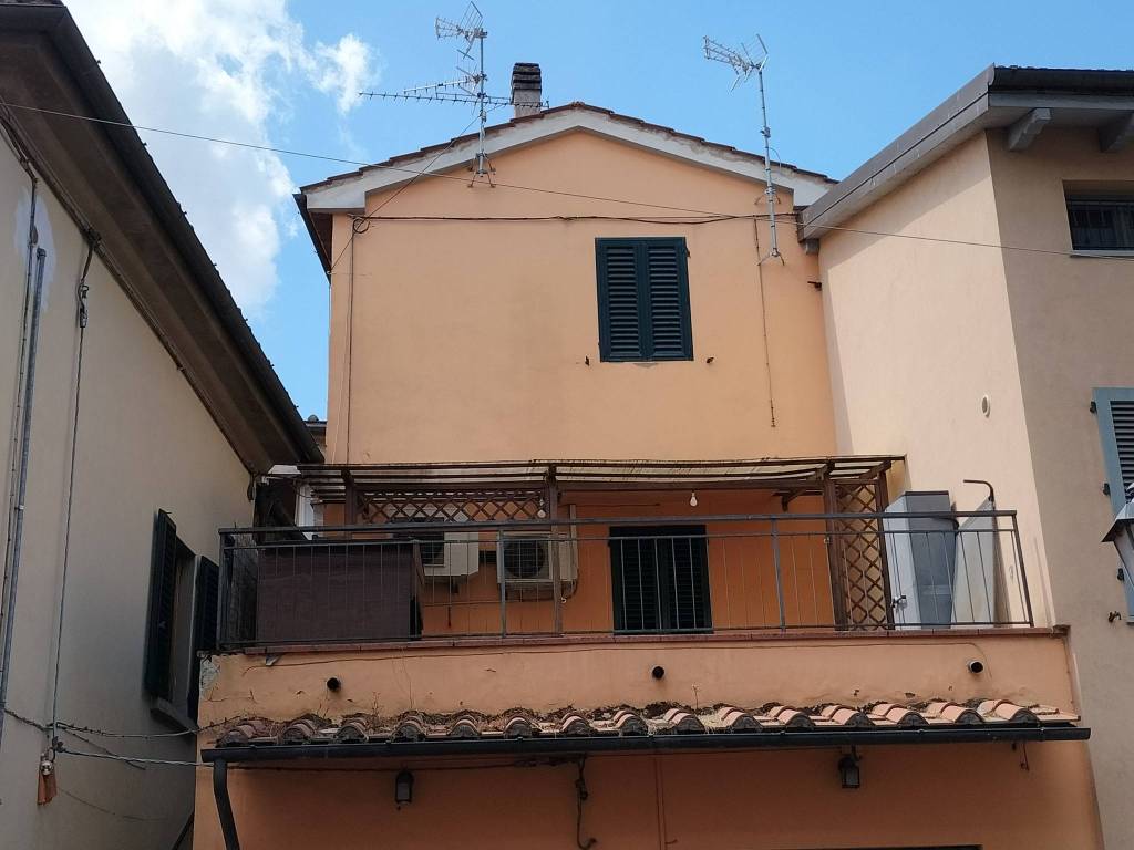 appartamento in vendita a Serravalle Pistoiese in zona Casalguidi