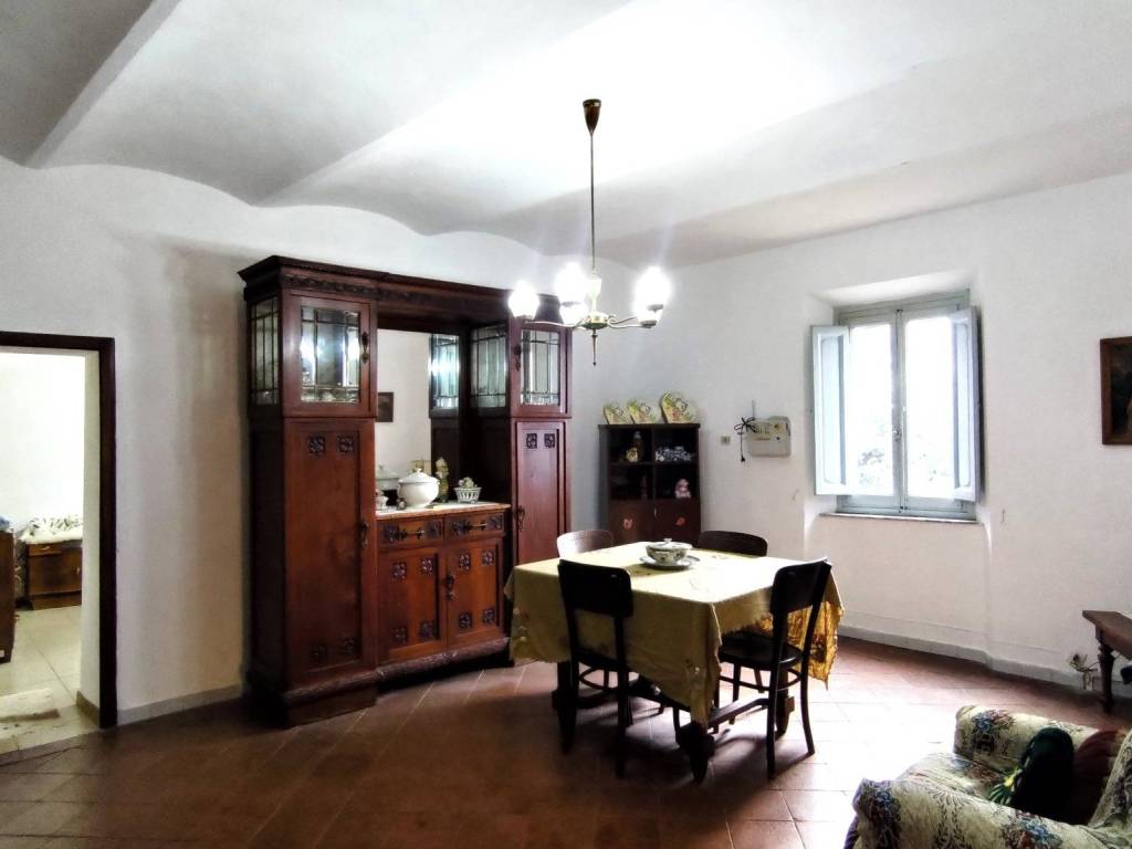 casa indipendente in vendita a Serravalle Pistoiese in zona Castellina