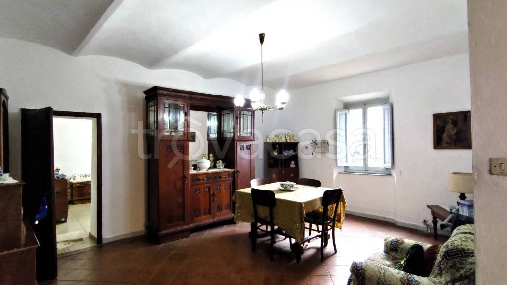 casa indipendente in vendita a Serravalle Pistoiese in zona Castellina