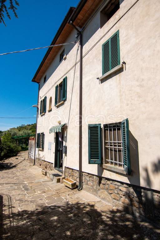 casa indipendente in vendita a Serravalle Pistoiese in zona Castellina