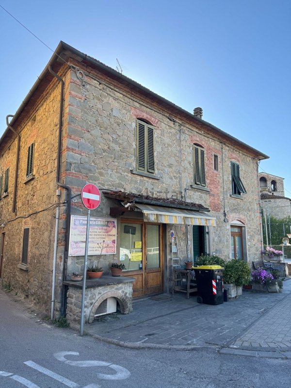 appartamento in vendita a Serravalle Pistoiese in zona Casalguidi