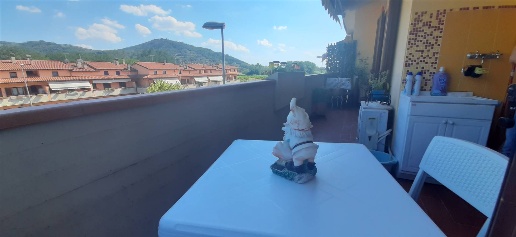 appartamento in vendita a Serravalle Pistoiese in zona Ponte di Serravalle
