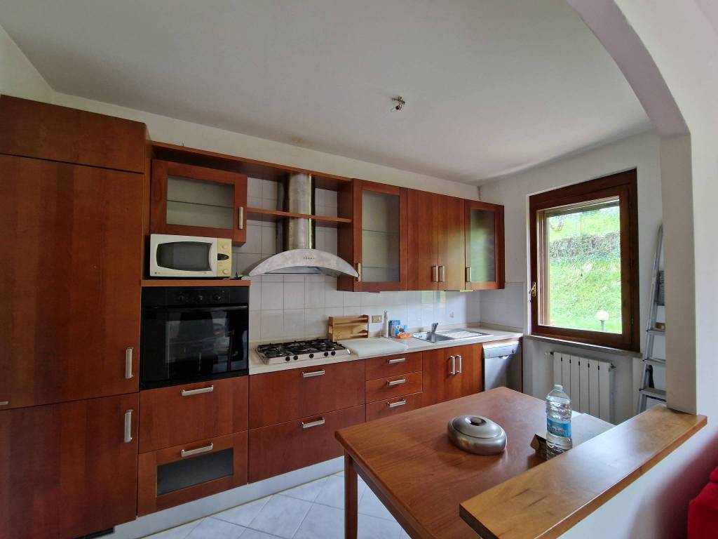 appartamento in vendita a Serravalle Pistoiese in zona Casalguidi