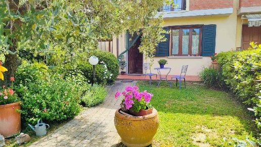 casa indipendente in vendita a Serravalle Pistoiese