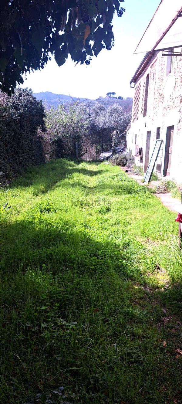 casa indipendente in vendita a Serravalle Pistoiese in zona Casalguidi