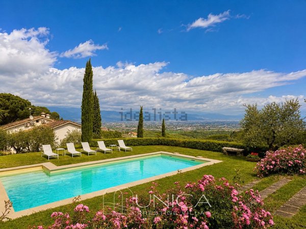 casa indipendente in vendita a Serravalle Pistoiese in zona Vinacciano