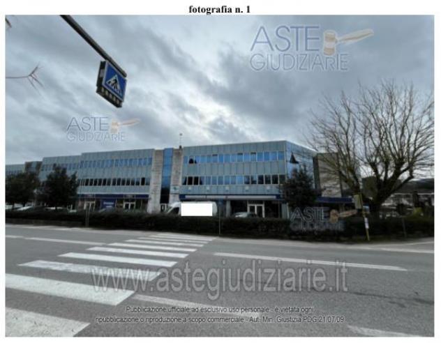 ufficio in vendita a Serravalle Pistoiese