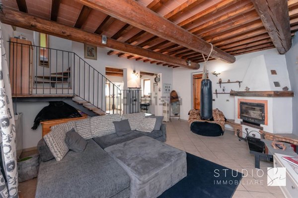 pentavano in vendita a Serravalle Pistoiese in zona Masotti