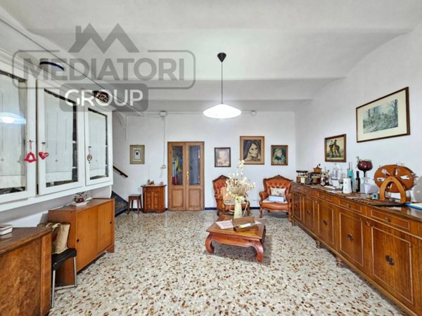 casa indipendente in vendita a Serravalle Pistoiese in zona Castellina