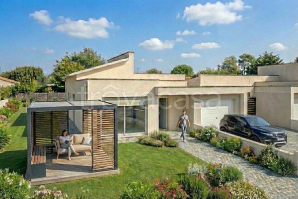 casa indipendente in vendita a Serravalle Pistoiese in zona Casalguidi