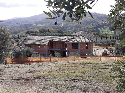 casa indipendente in vendita a Serravalle Pistoiese in zona Castellina