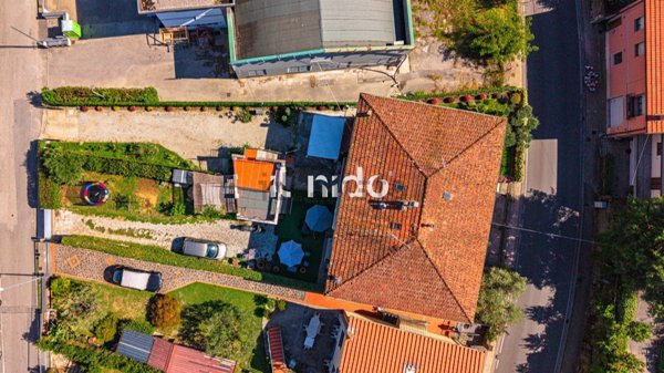 casa indipendente in vendita a Serravalle Pistoiese in zona Casalguidi