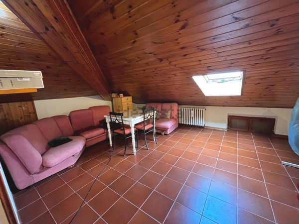 casa indipendente in vendita a Serravalle Pistoiese in zona Casalguidi