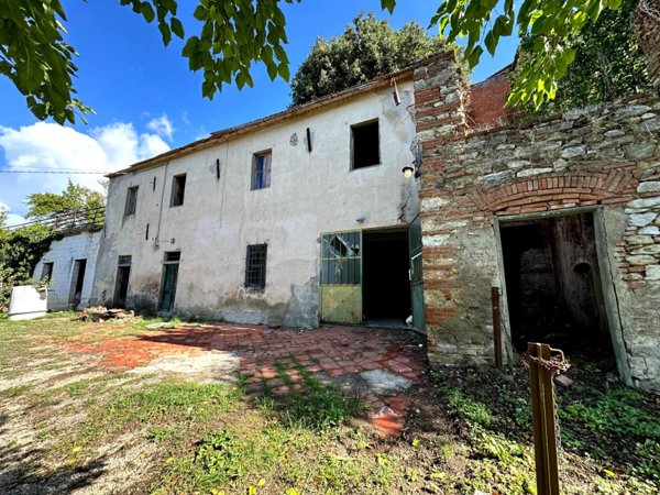 casa indipendente in vendita a Serravalle Pistoiese