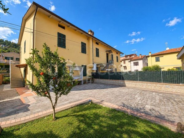 casa indipendente in vendita a Serravalle Pistoiese in zona Ponte di Serravalle