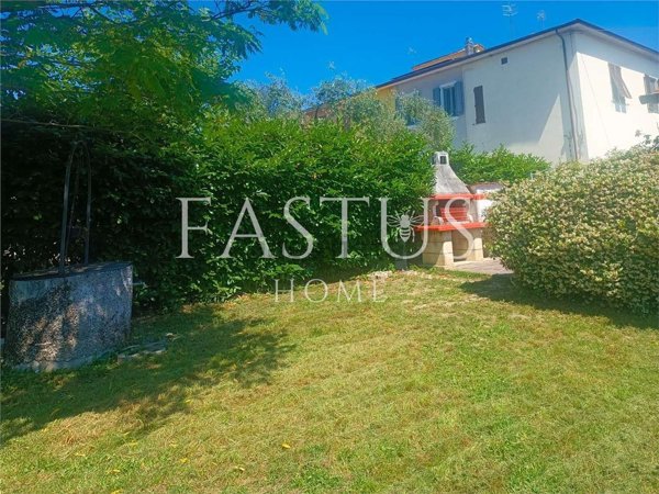 casa indipendente in vendita a Serravalle Pistoiese in zona Ponte Stella