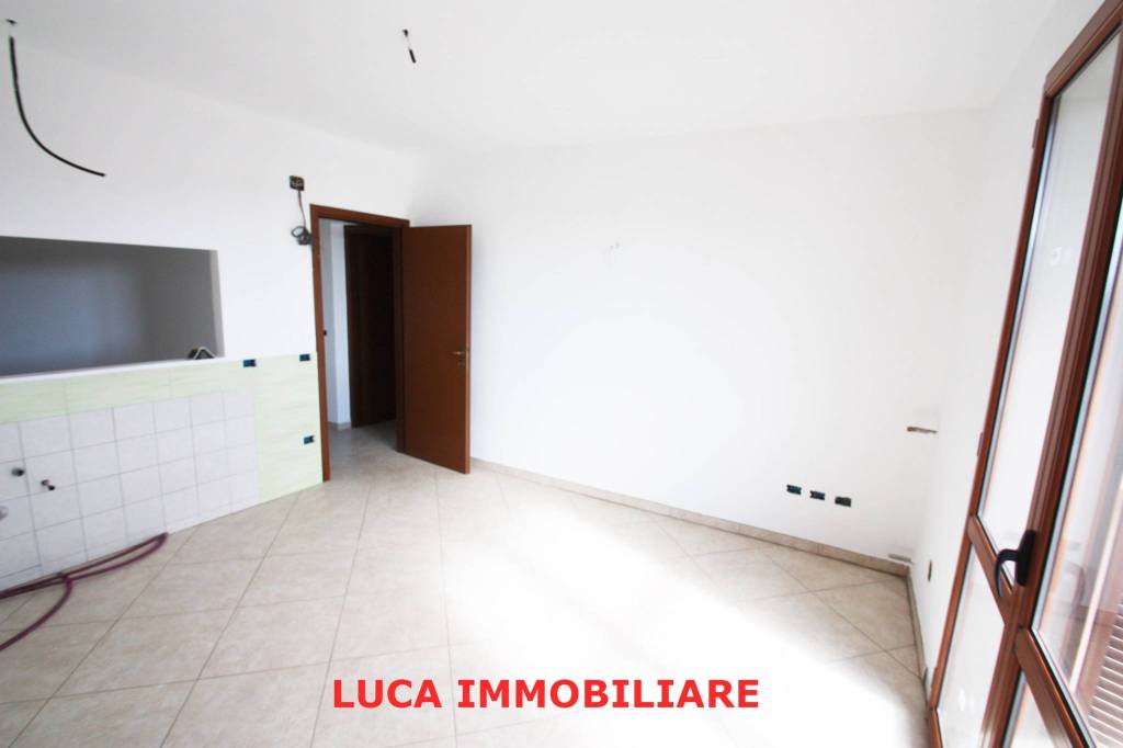 appartamento in vendita ad Uzzano in zona Santa Lucia