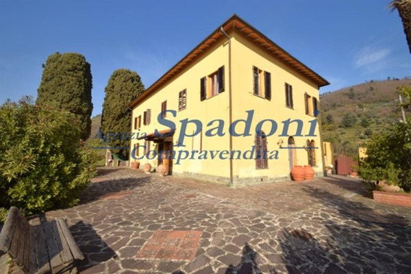 casa indipendente in vendita ad Uzzano
