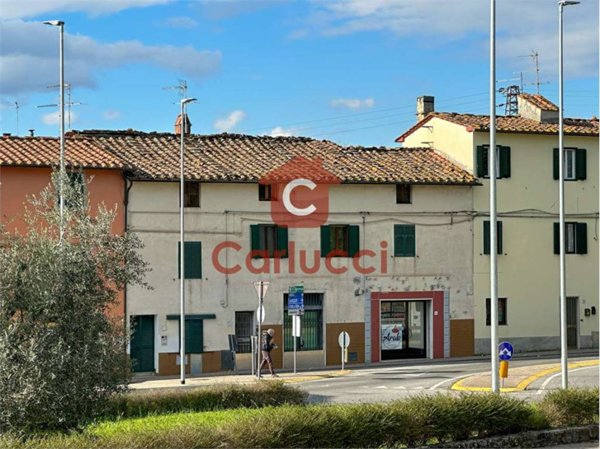 casa indipendente in vendita ad Uzzano in zona Santa Lucia
