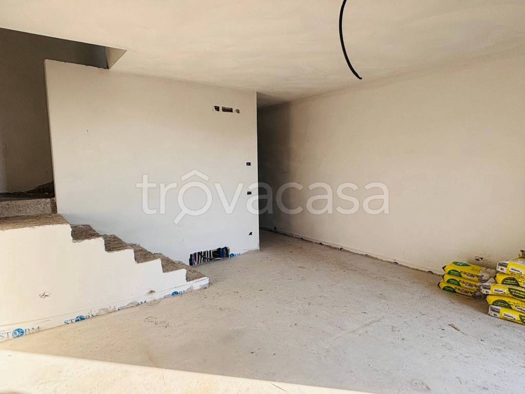 casa indipendente in vendita ad Uzzano in zona Fornaci