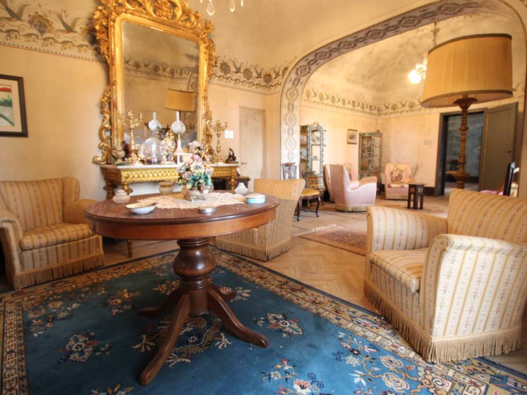 villa in vendita ad Uzzano in zona Santa Lucia