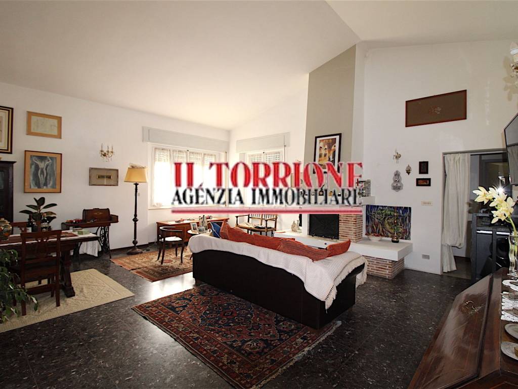 casa indipendente in vendita ad Uzzano in zona Santa Lucia