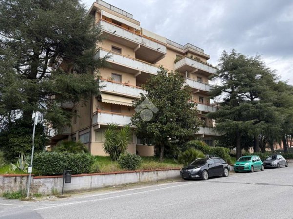 appartamento in vendita ad Uzzano in zona Santa Lucia