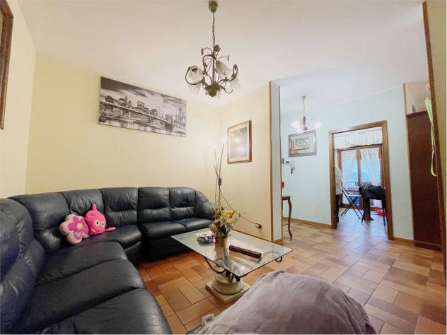 appartamento in vendita ad Uzzano in zona Santa Lucia
