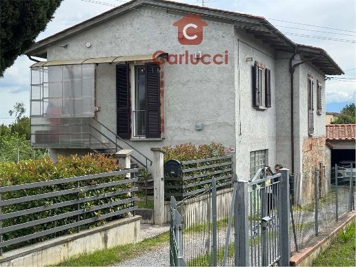 casa indipendente in vendita ad Uzzano in zona Torricchio