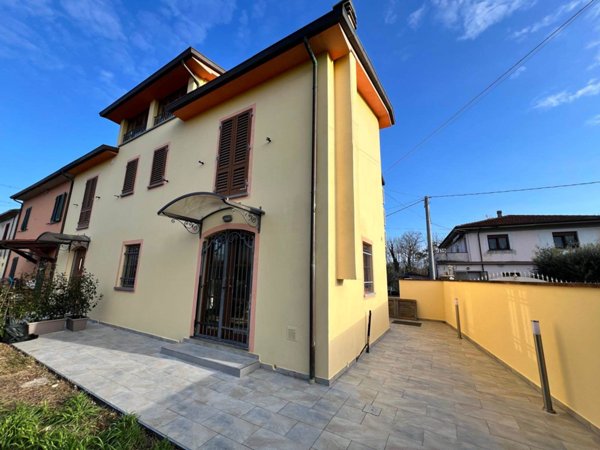 casa indipendente in vendita ad Uzzano