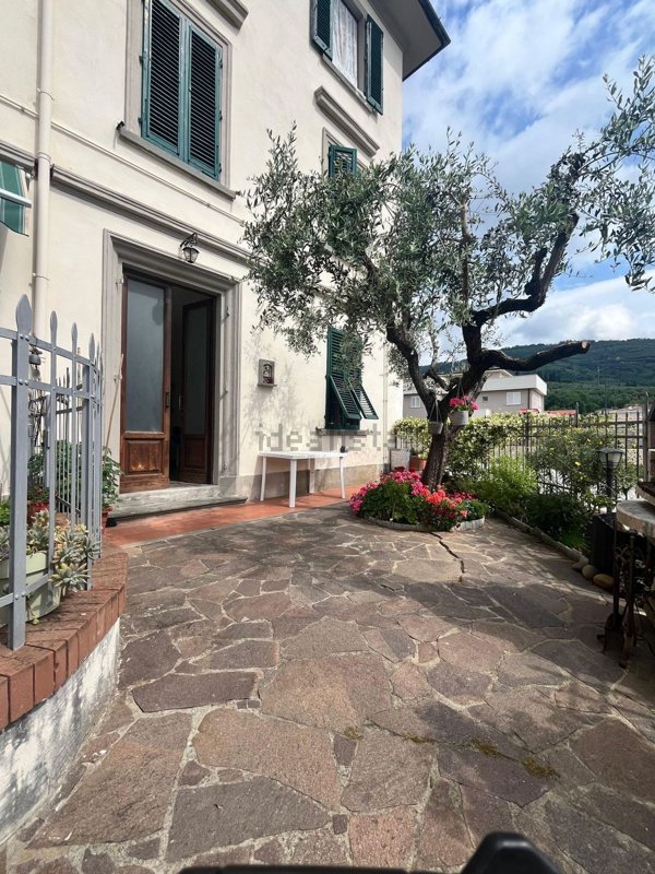 appartamento in vendita ad Uzzano
