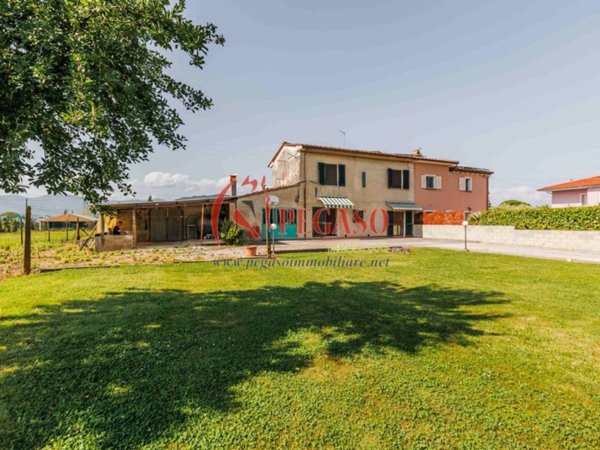 casa indipendente in vendita ad Uzzano