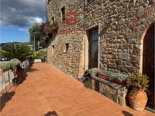 appartamento in vendita ad Uzzano