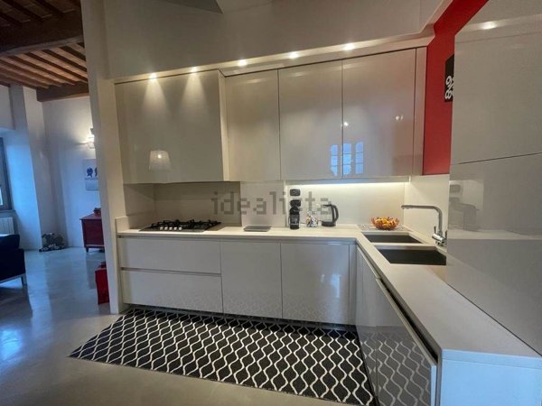 appartamento in vendita ad Uzzano