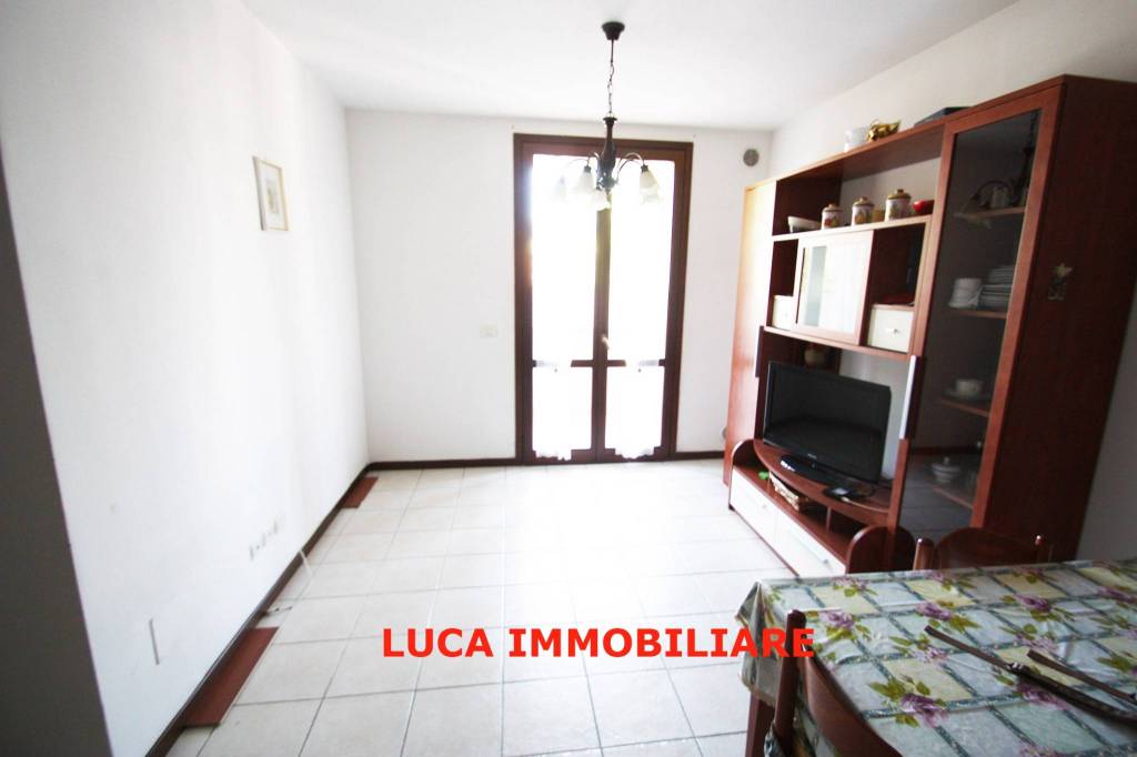 appartamento in vendita ad Uzzano in zona Santa Lucia