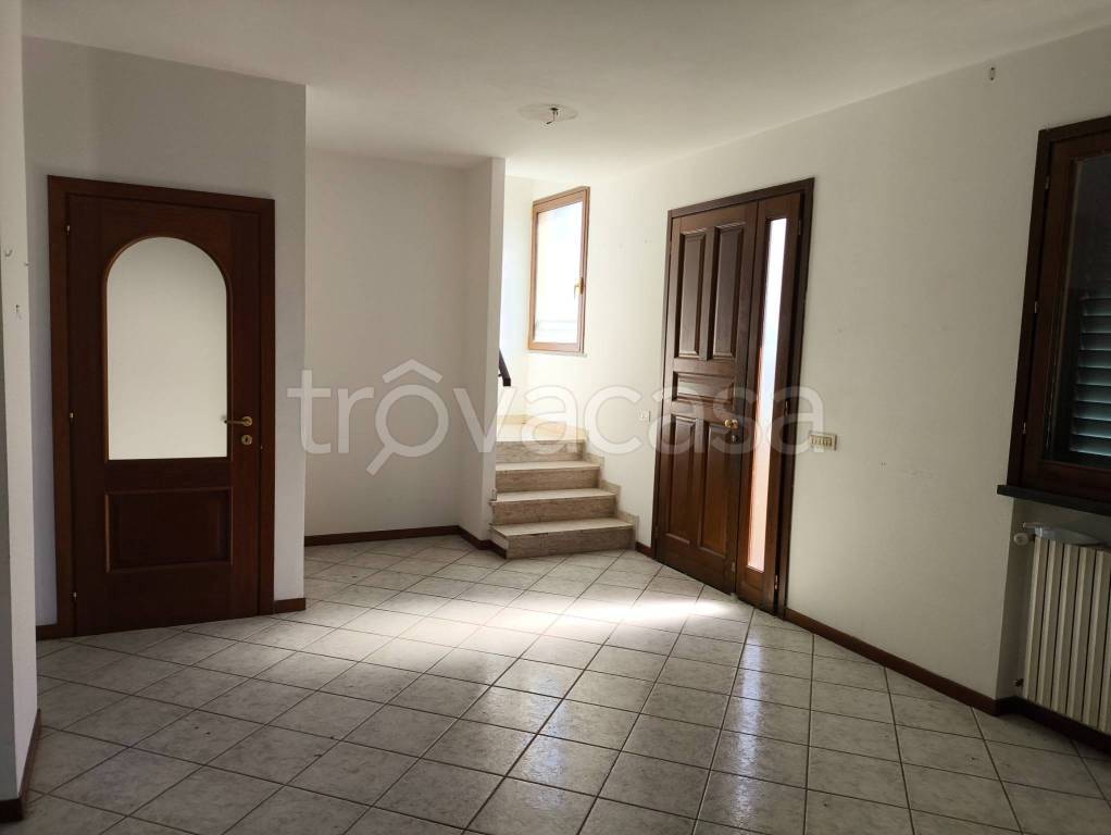 casa indipendente in vendita ad Uzzano in zona Forone